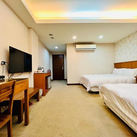 Mucha Boutique Hotel Yilan Luaran gambar