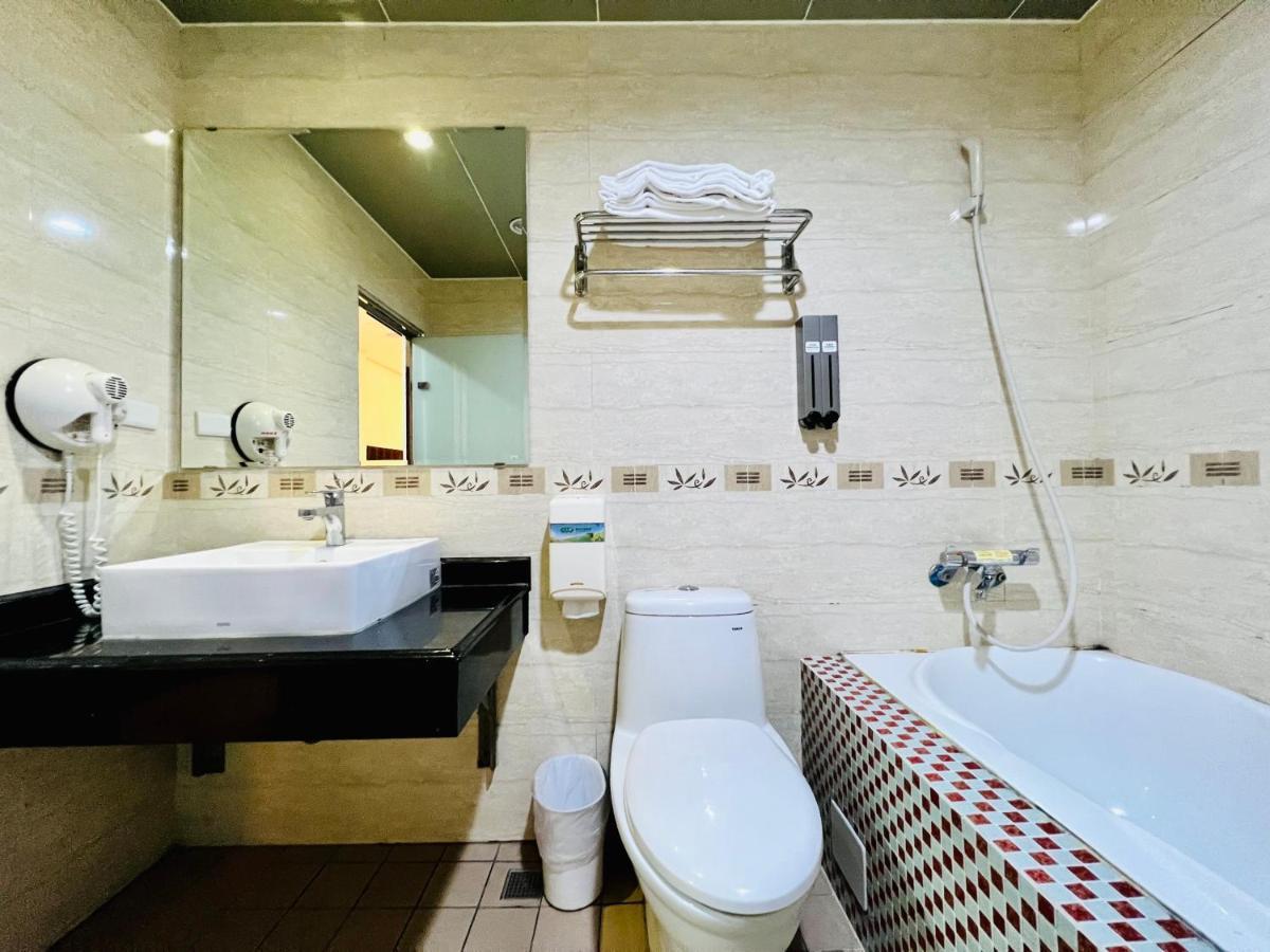 Mucha Boutique Hotel Yilan Luaran gambar